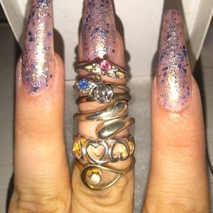 6 womens rings- sizes 5,6,7